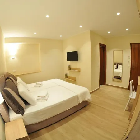 η φλωκατη 公寓式酒店 Spercheiada