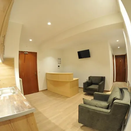 Aparthotel η φλωκατη *
