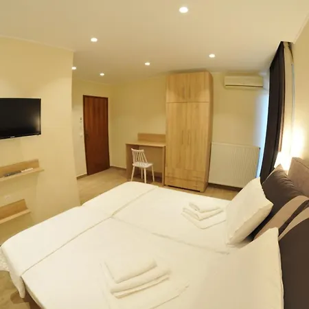 η φλωκατη 3* Spercheiada