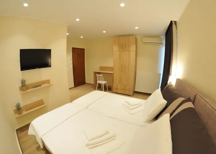 η φλωκατη 3* Spercheiada